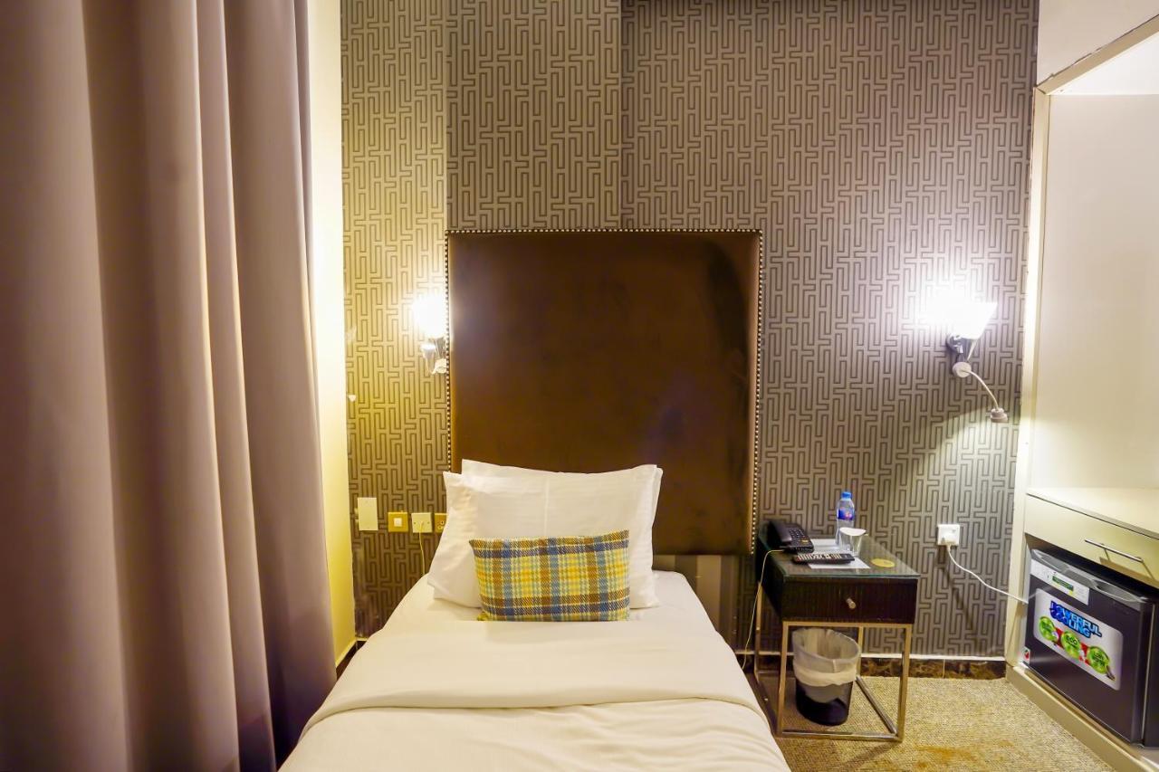 Cube Hotel Dubaj Zewnętrze zdjęcie